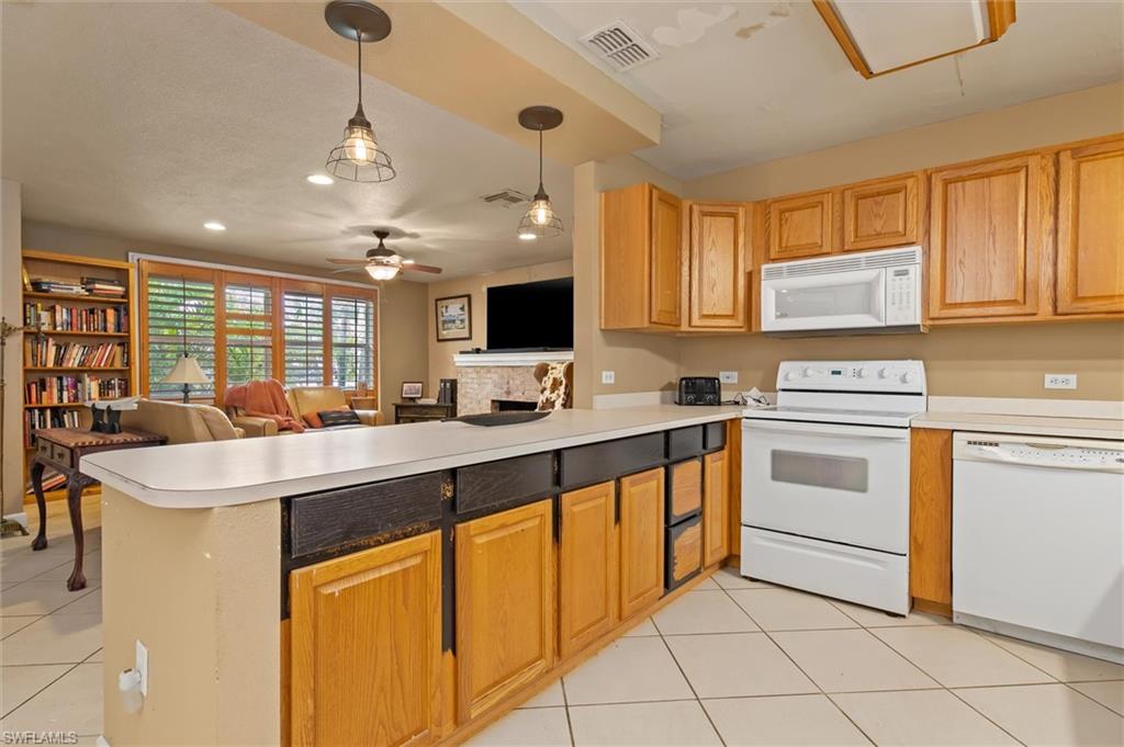 TWIN PALM ESTATES - Residential