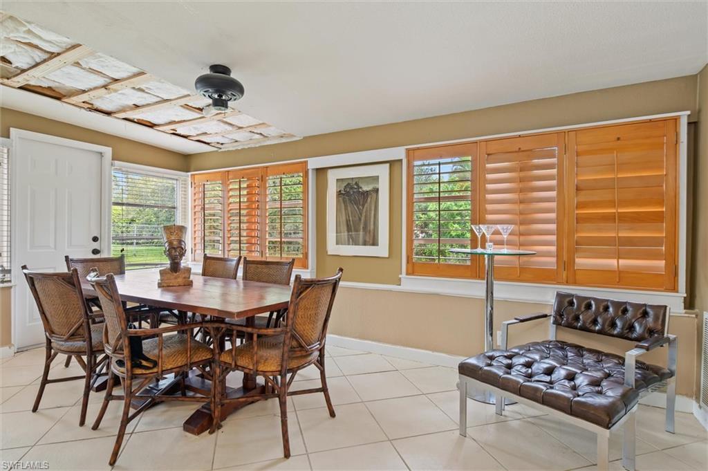 TWIN PALM ESTATES - Residential