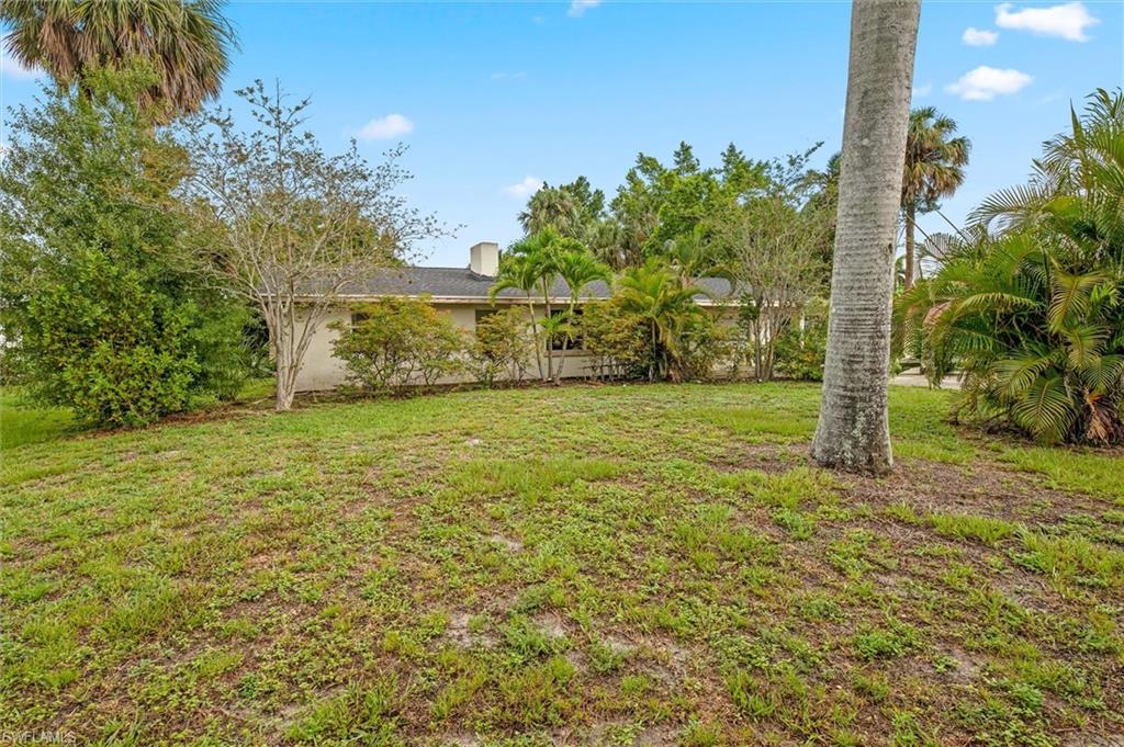 TWIN PALM ESTATES - Residential