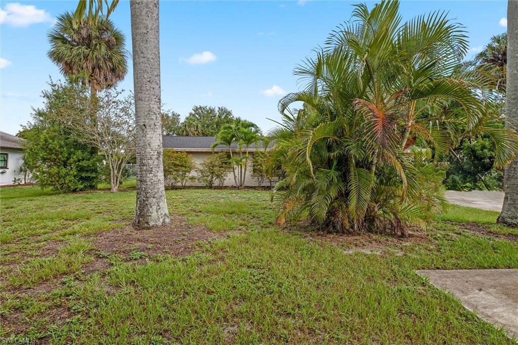 TWIN PALM ESTATES - Residential