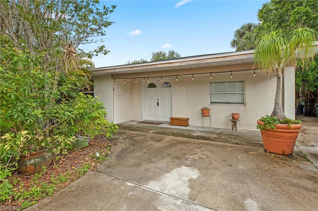 TWIN PALM ESTATES - Residential