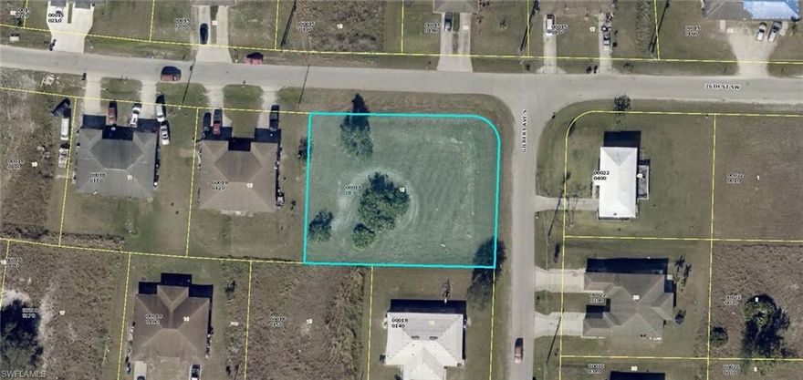 Residential Duplex lot located in SW Lehigh. Oversized, mostly cleared, corner lot. Access from two streets. Nicely paved street. Excellent location just minutes to I-75 and Ft Myers.