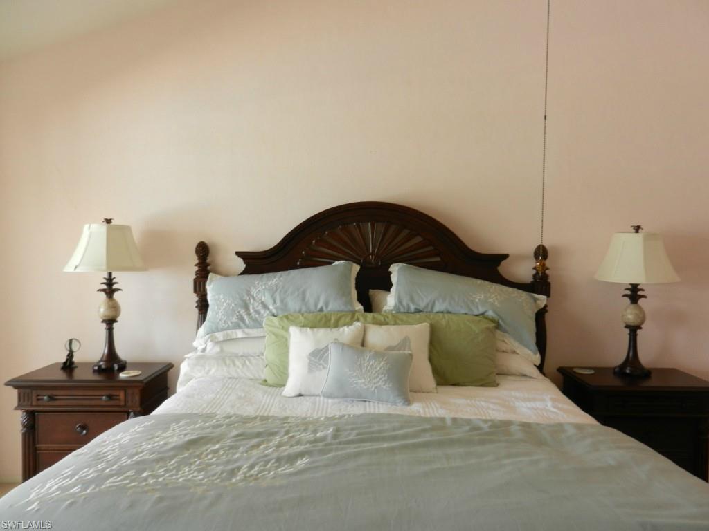 EAGLES LANDING - Residential