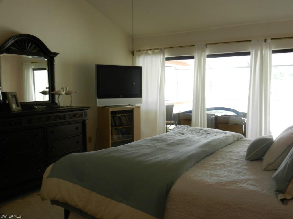 EAGLES LANDING - Residential