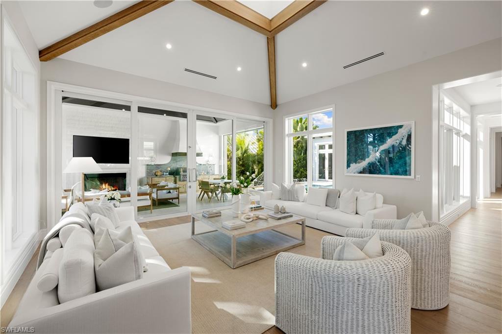 OLDE NAPLES - Residential