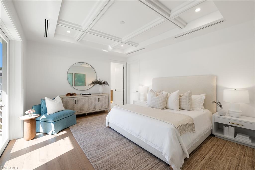 OLDE NAPLES - Residential