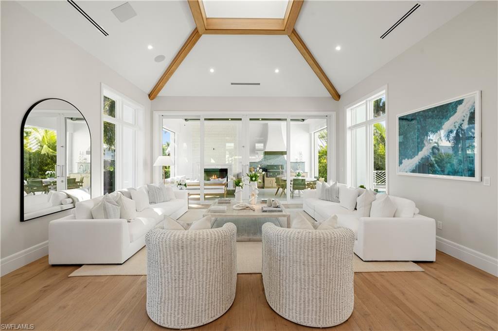 OLDE NAPLES - Residential