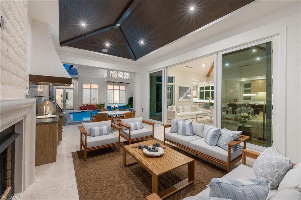 OLDE NAPLES - Residential