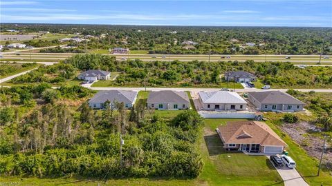 A home in PORT CHARLOTTE