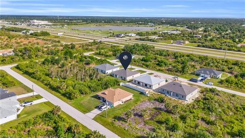 A home in PORT CHARLOTTE