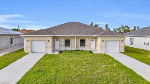 A home in PORT CHARLOTTE