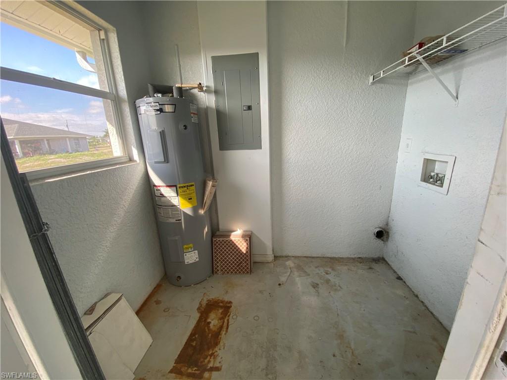 LEHIGH ESTATES - Residential Lease