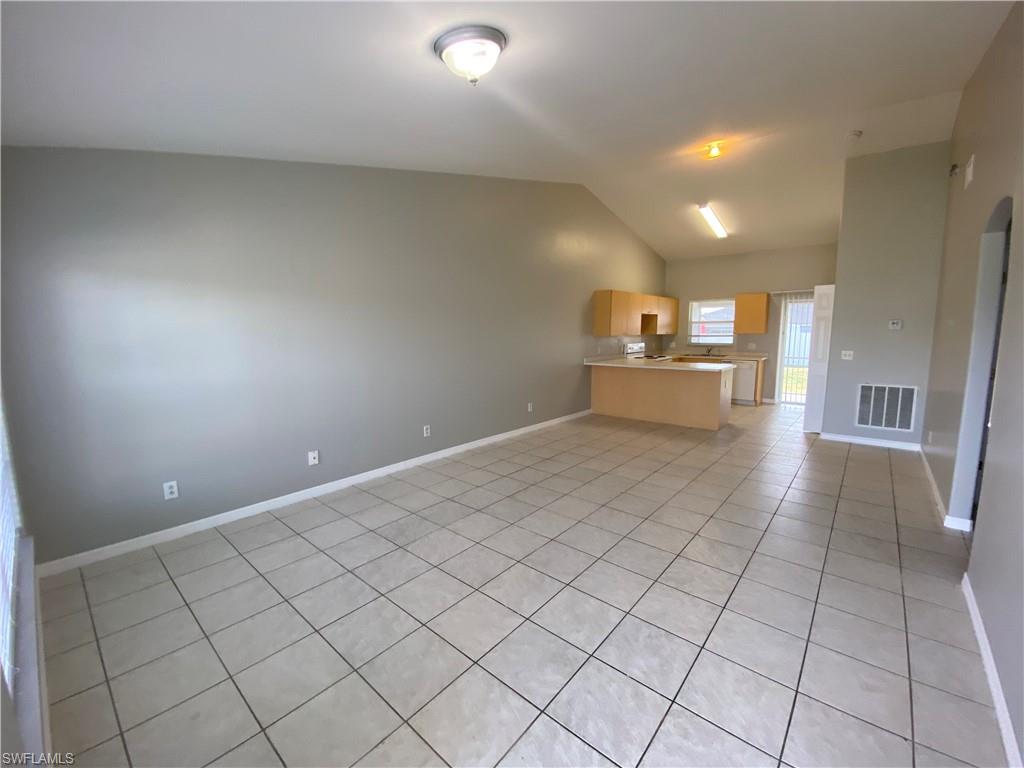 LEHIGH ESTATES - Residential Lease