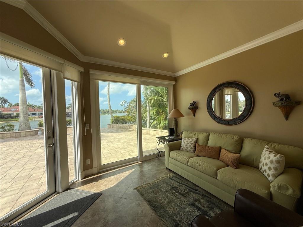 PELICAN LAKE RV RESORT - Land