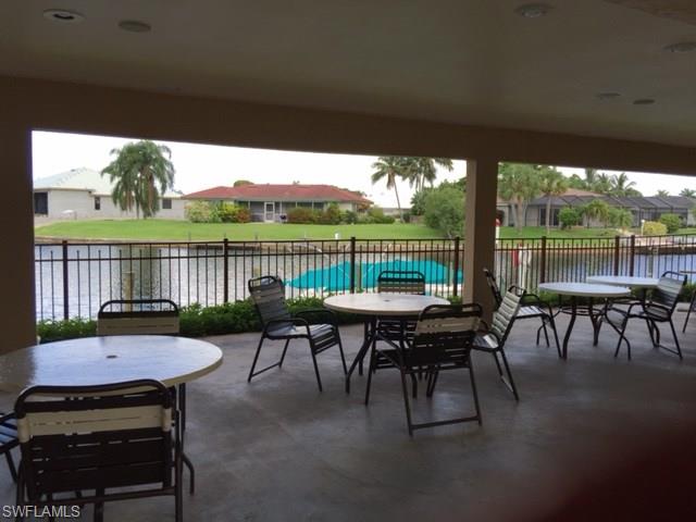 TOWN AND RIVER - Residential