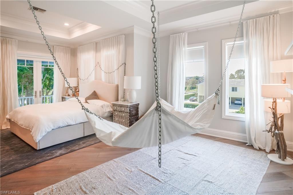 PARK SHORE - Residential