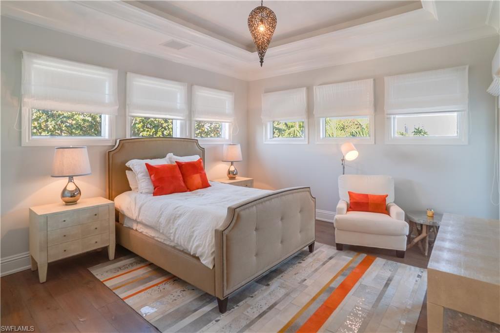 PARK SHORE - Residential