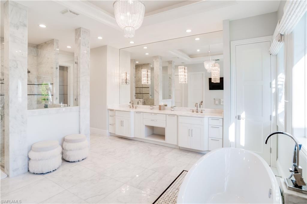 PARK SHORE - Residential