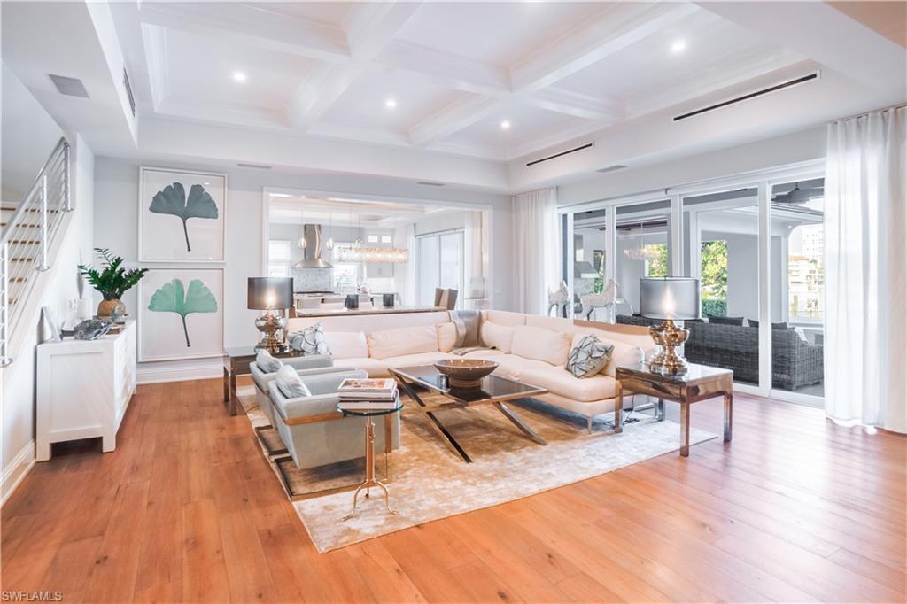 PARK SHORE - Residential