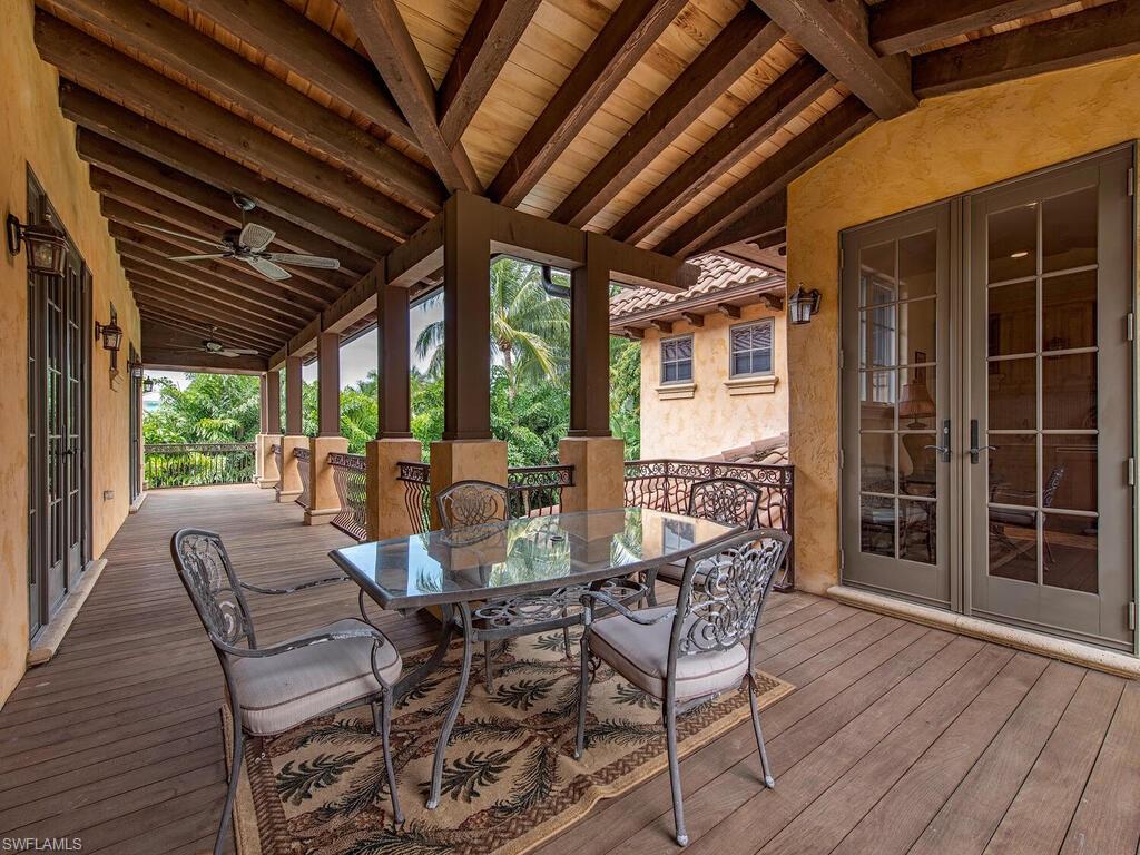 AQUALANE SHORES - Residential