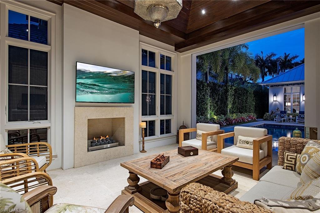 OLDE NAPLES - Residential