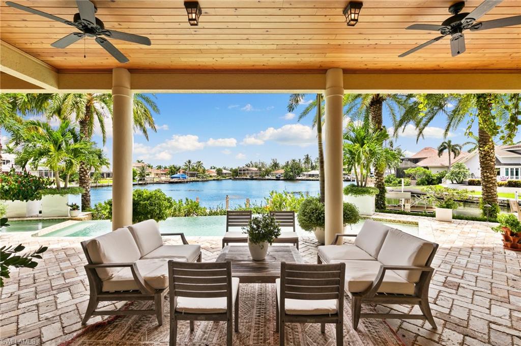 MARCO BEACH - Residential