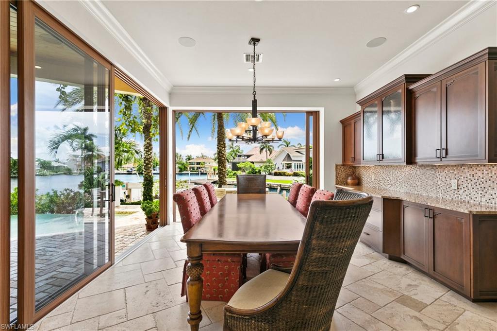 MARCO BEACH - Residential