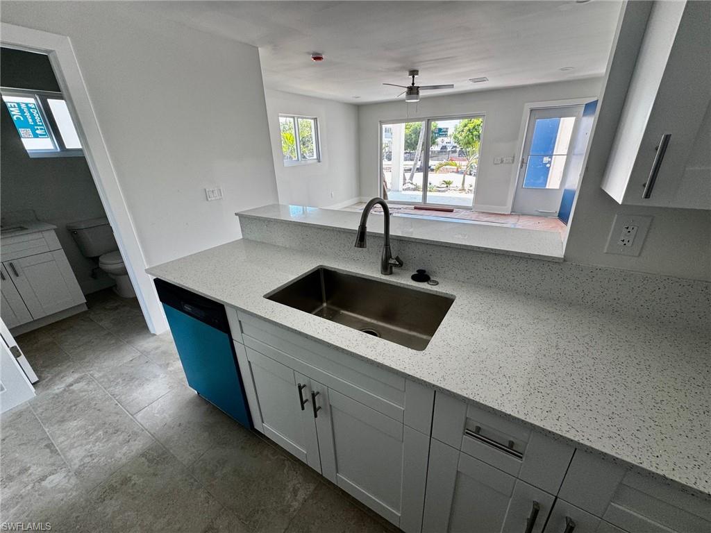 SANIBEL ARMS - Residential