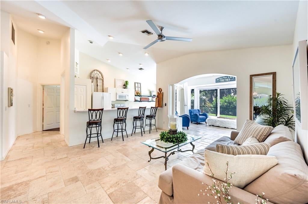 1215 Imperial DR 60
