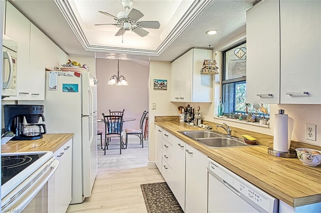 CLUB AT CRYSTAL LAKE CONDOMINIUM - Residential