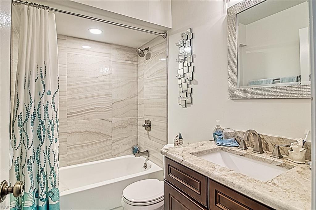 CLUB AT CRYSTAL LAKE CONDOMINIUM - Residential