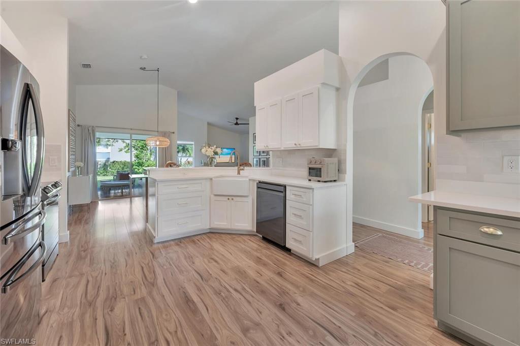 STONEYBROOK - Residential Lease