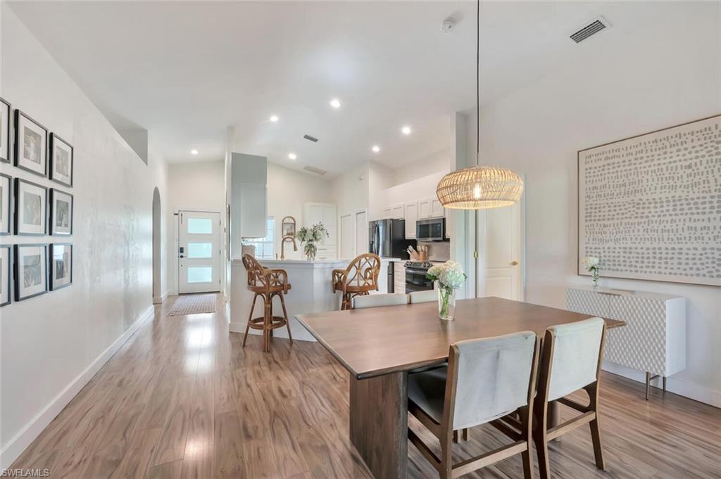 STONEYBROOK - Residential Lease