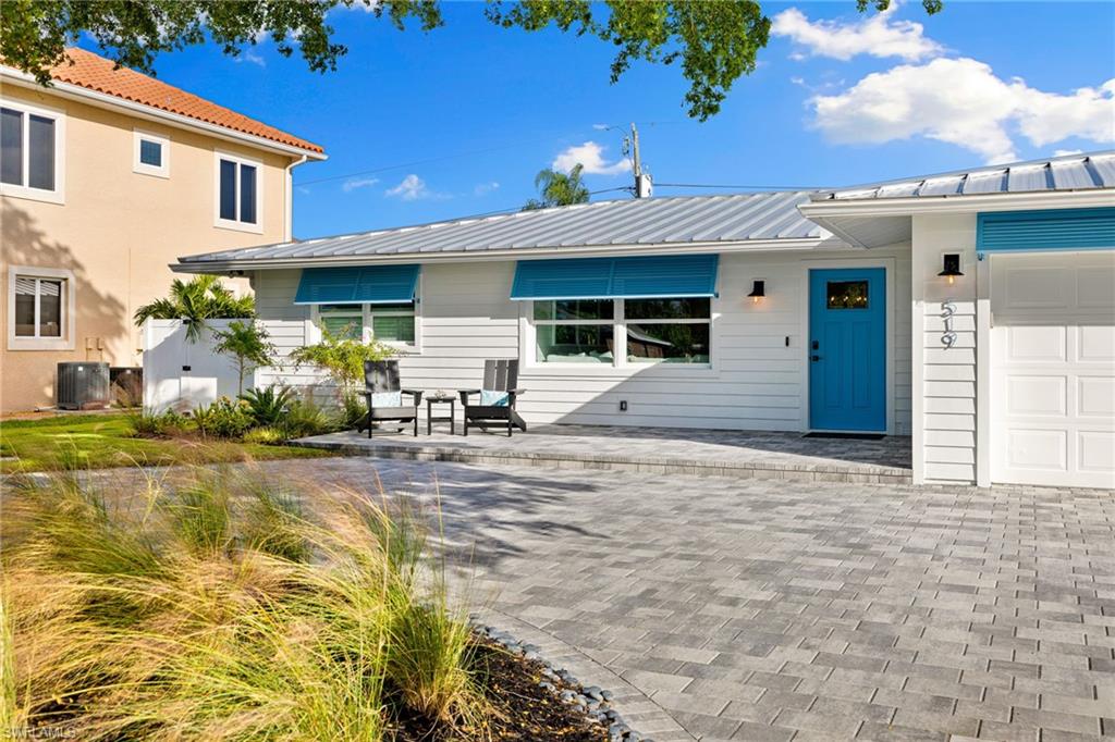 NAPLES PARK - Residential