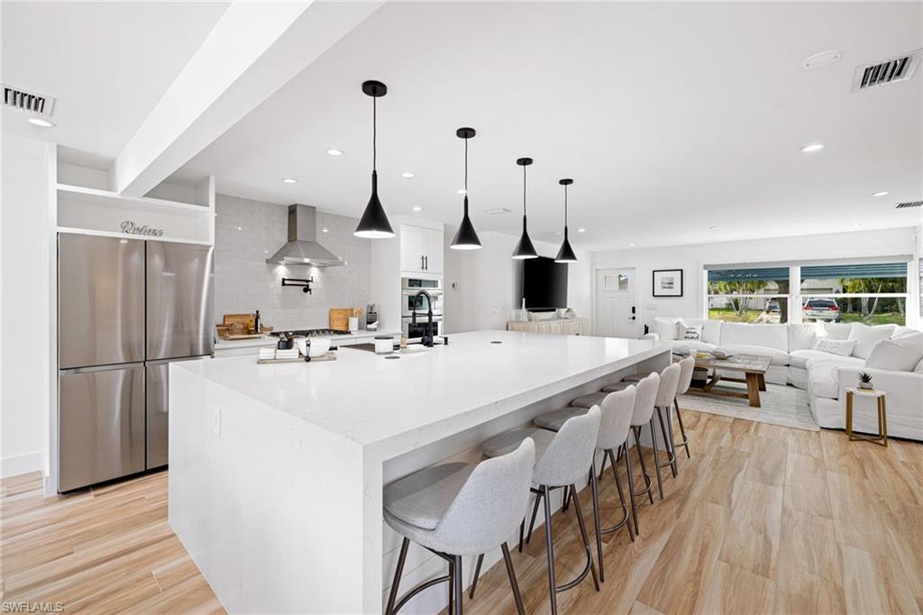 NAPLES PARK - Residential