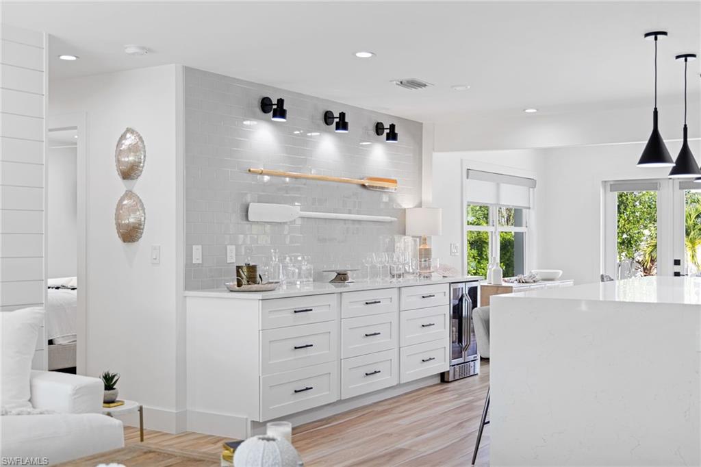 NAPLES PARK - Residential