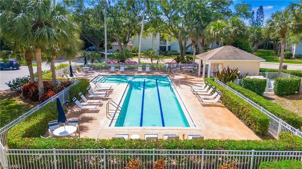 LAKESIDE GARDENS - Residential Lease