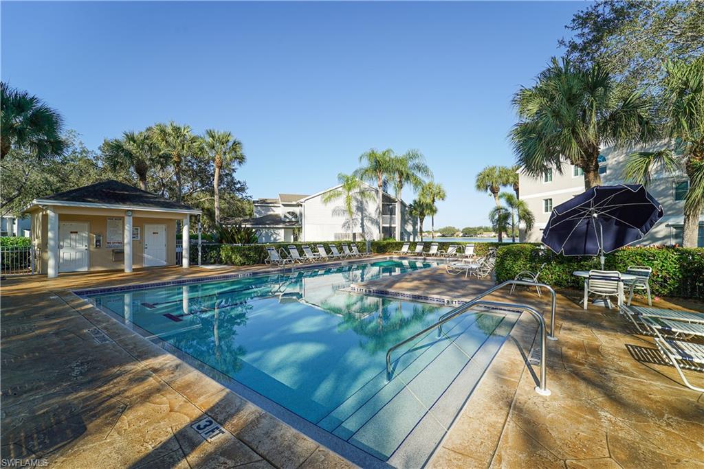 LAKESIDE GARDENS - Residential Lease