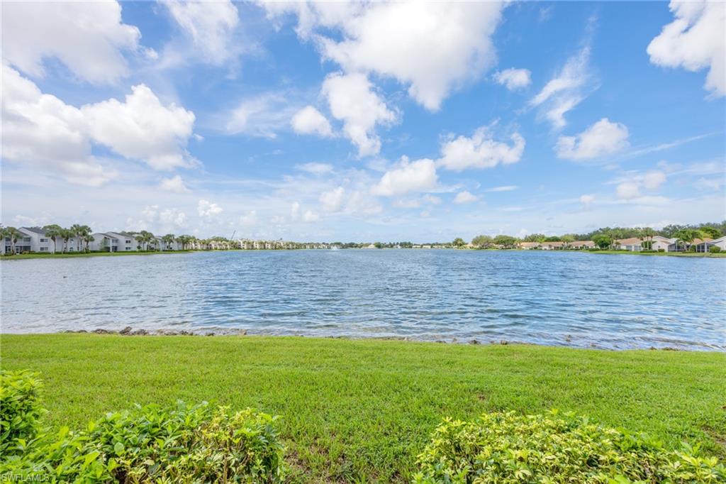 LAKESIDE GARDENS - Residential Lease