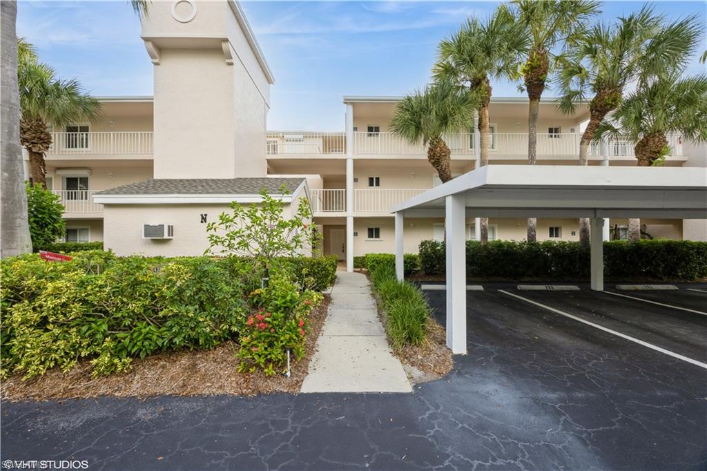 LAKESIDE GARDENS - Residential Lease