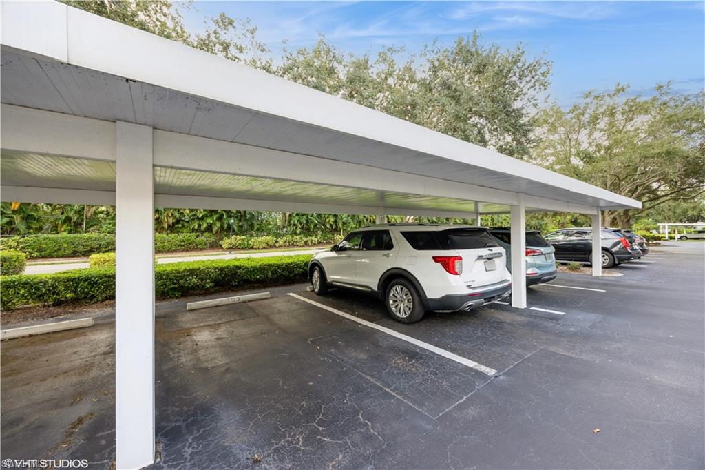 LAKESIDE GARDENS - Residential Lease