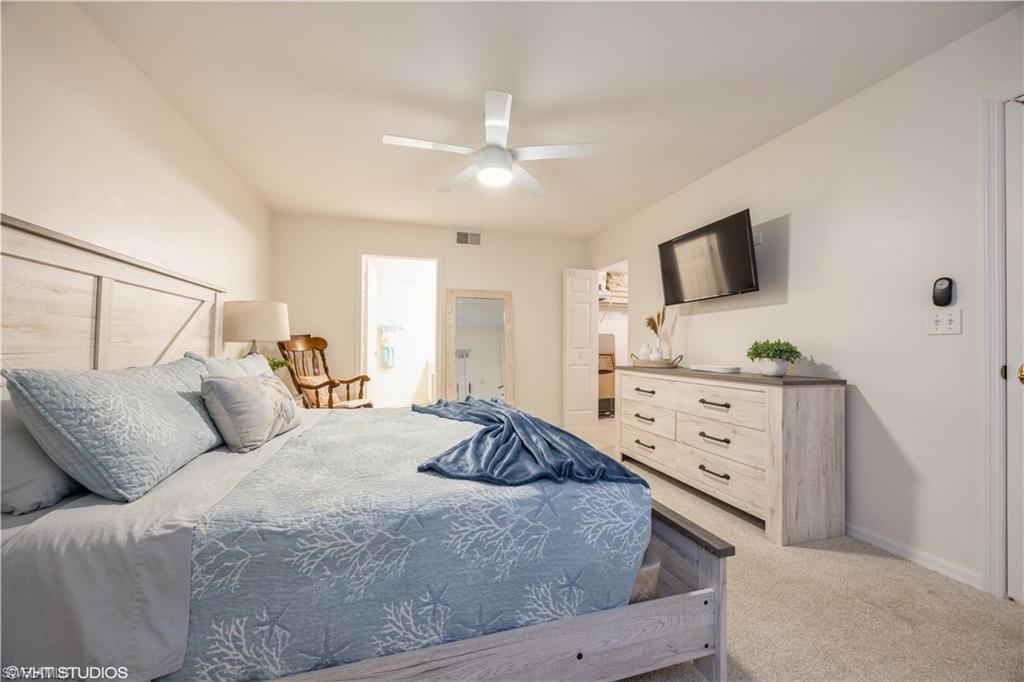 LAKESIDE GARDENS - Residential Lease