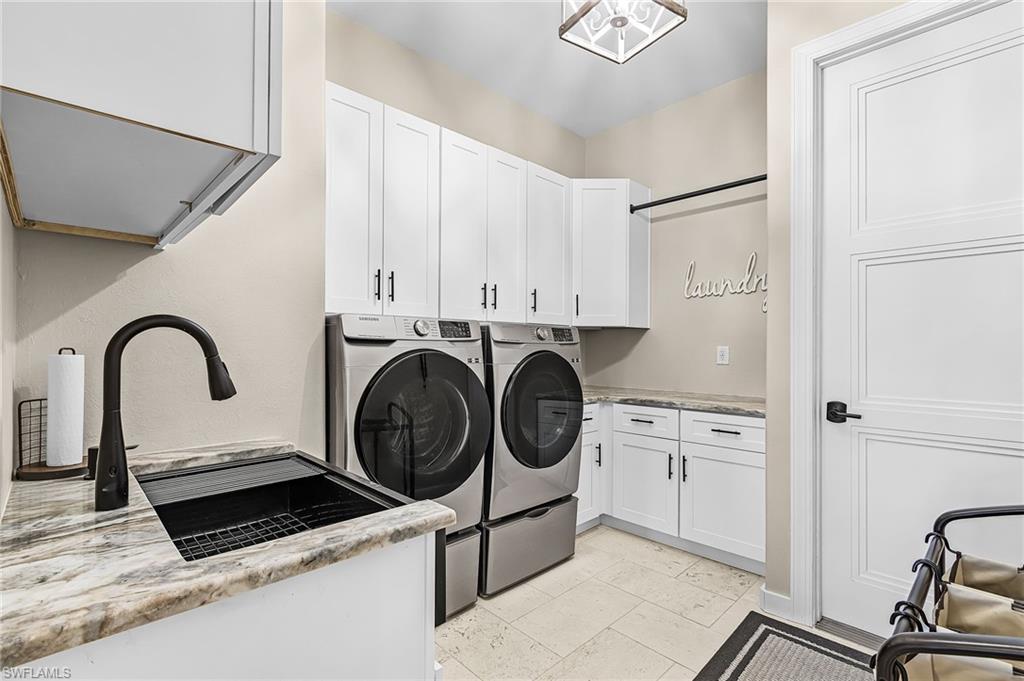 MOSSY GLEN - Residential