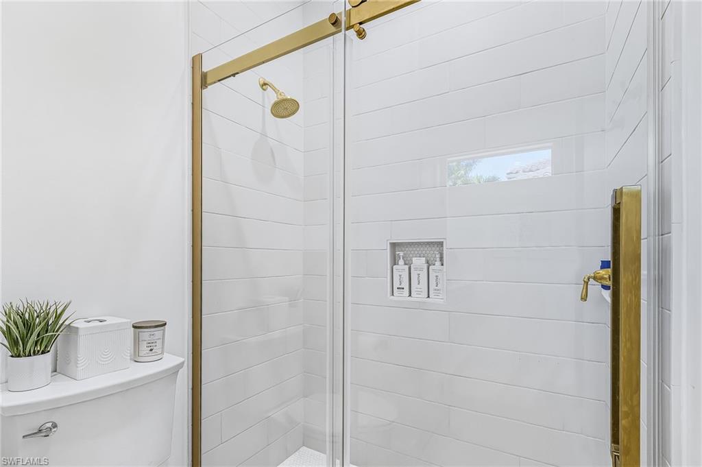 MOSSY GLEN - Residential