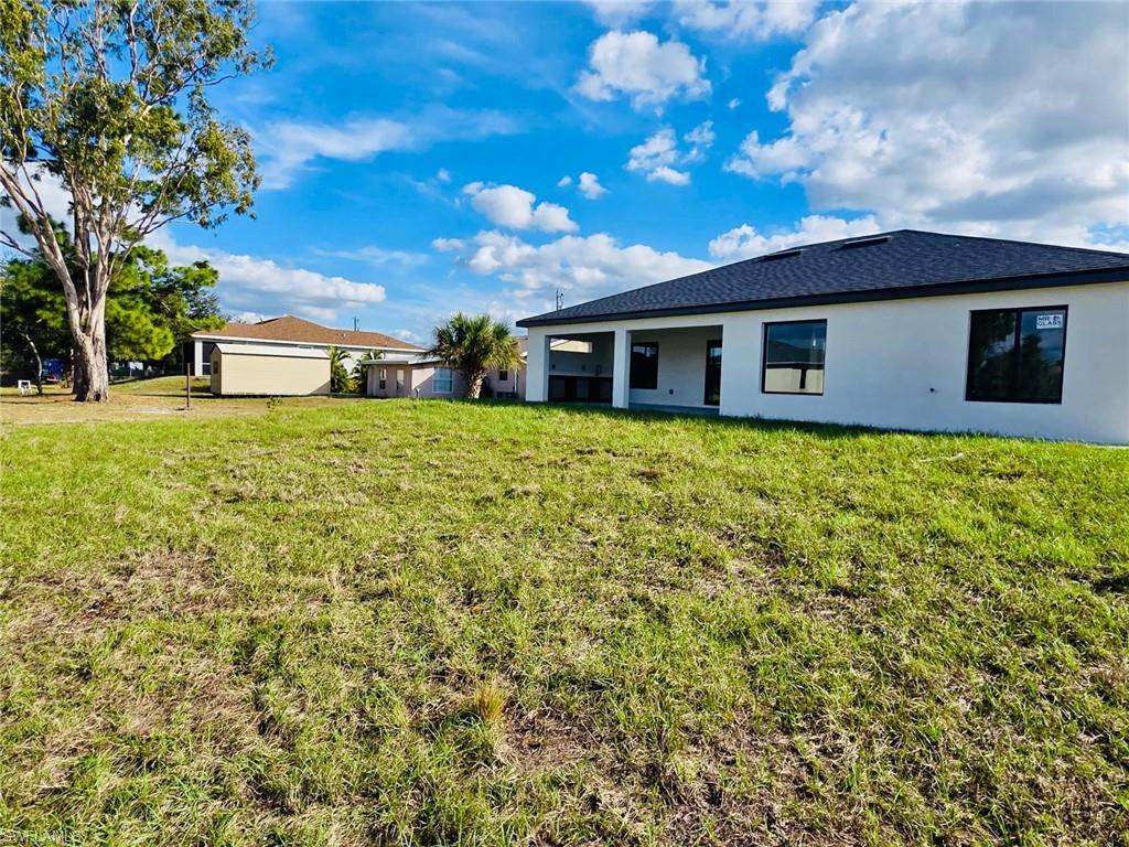 LEHIGH ACRES - Residential