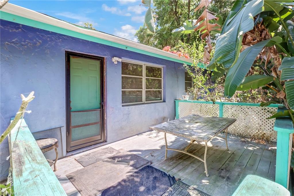 ACREAGE HEADER - Residential