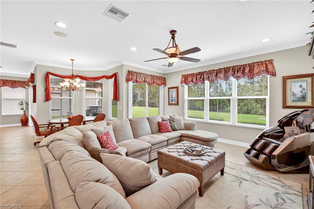 BOTANICA LAKES - Residential