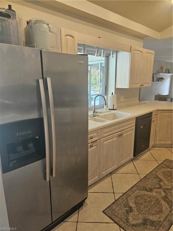 GOLDEN GATE ESTATES - Residential Lease