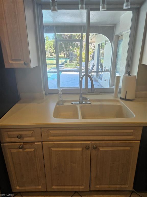 GOLDEN GATE ESTATES - Residential Lease