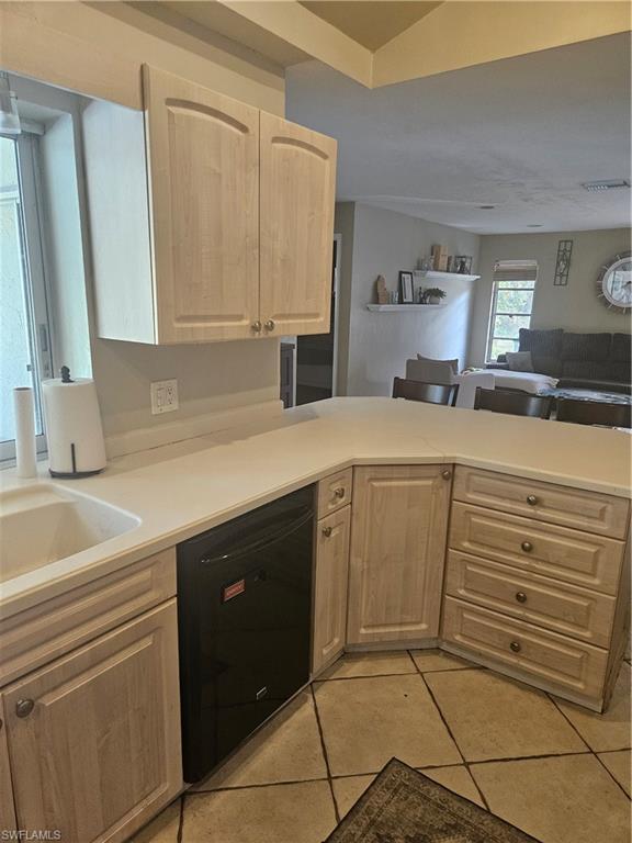 GOLDEN GATE ESTATES - Residential Lease